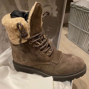 Brand new Moncler boots